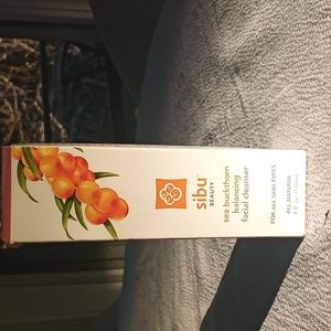Sibu Beauty sea buckthorn balancing facial cleanser